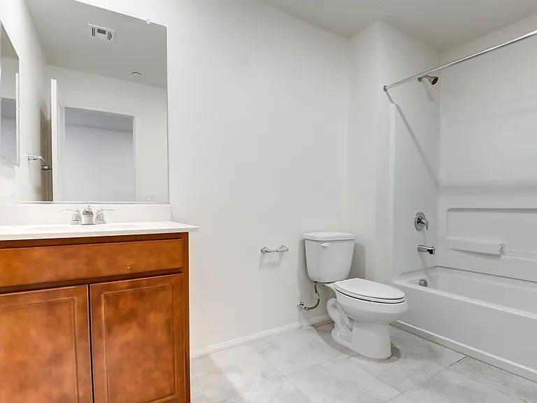 2875 Starling Summit St — Photo 10