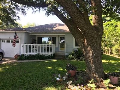 706 James St, Tomball, TX, 77375