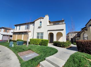 8338 Crystal Walk Cir, Elk Grove, CA 95758