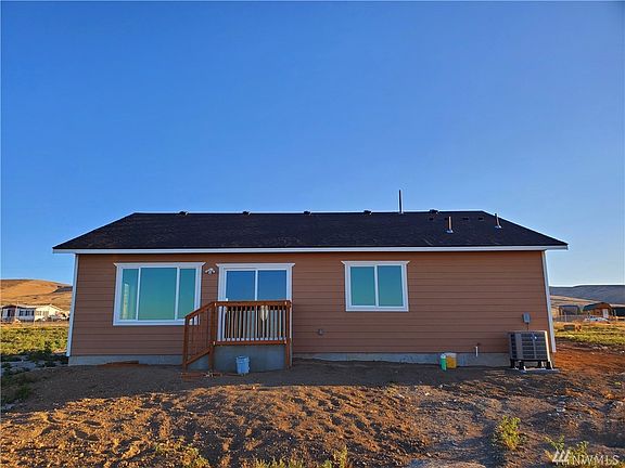 2nd image of 13285 Road 14 NW