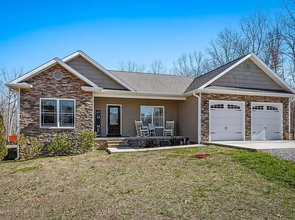 795 Clear Creek Pkwy, Clarkrange, TN 38553