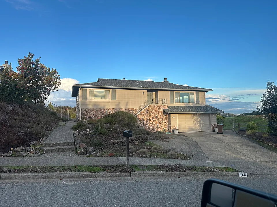 164 McNear Dr
