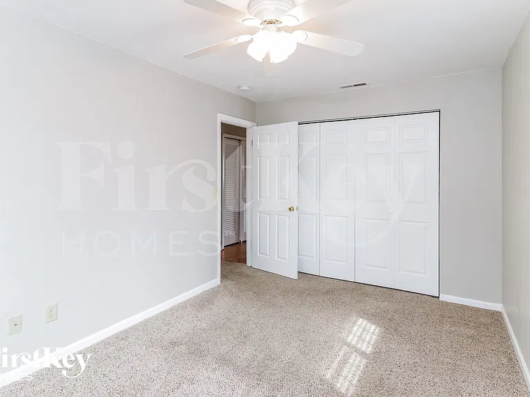 618 Neptune Way — Photo 10