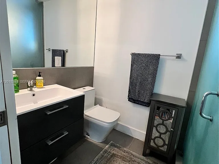 600 15th St #10 — Photo 5