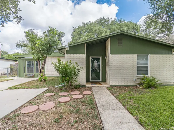 447 E MALLY BLVD, San Antonio, TX 78221