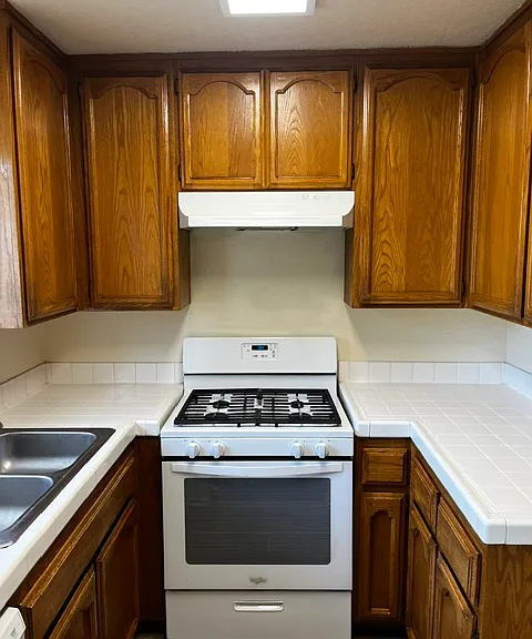 6051 Greenleaf Ave #F — Photo 6