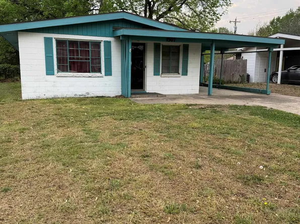 1507 Ann St, Winfield, KS 67156