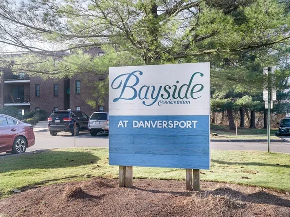 38 Bayview Ter APT 4, Danvers, MA 01923