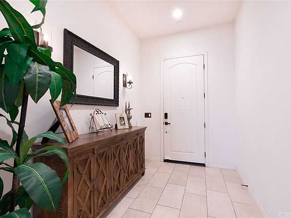 5th image of 27642 Camellia Dr