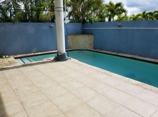 ST 11 Finlandia, Toa Alta, PR 00953