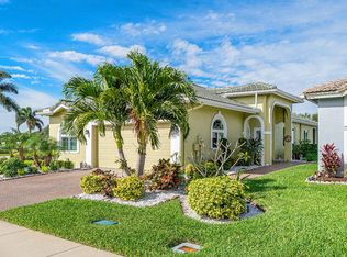 8239 Brindisi Ln, Boynton Beach, FL 33472