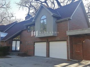 2312 S 105th St, Omaha, NE 68124