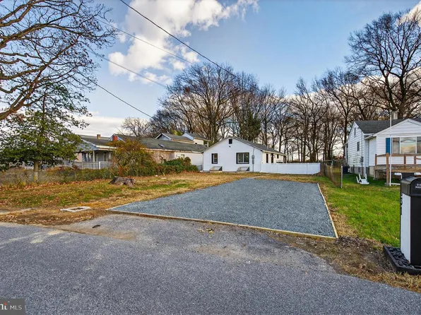 7631 Old Battle Grove Rd, Baltimore, MD 21222