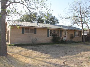 405 S Williams St, Hamilton, TX 76531