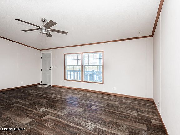 4th image of 420 Pleasant Valley Rd