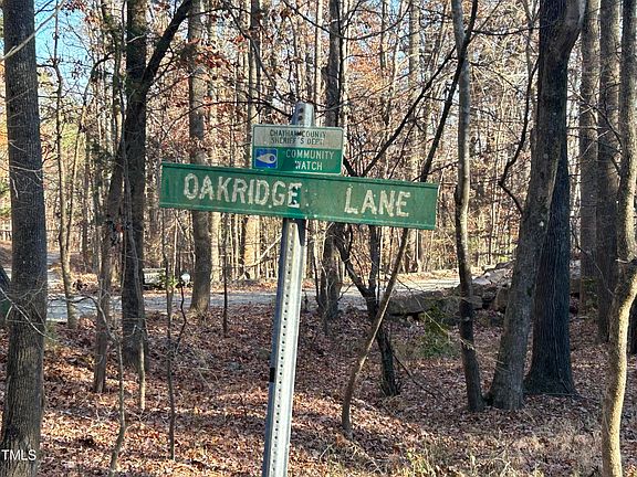 5th image of 194 Oakridge Ln