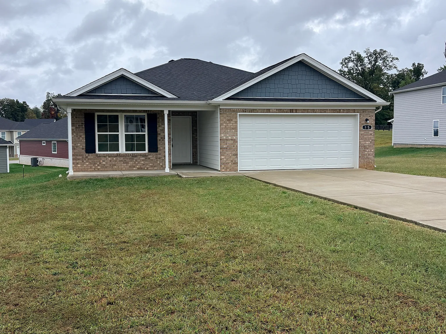 3 bed, 1460 sqft, $2,200 — Photo 1