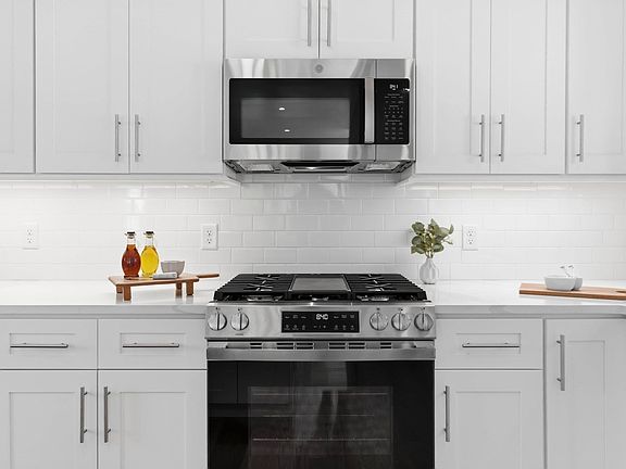 5th image of 59 Larkin St #2