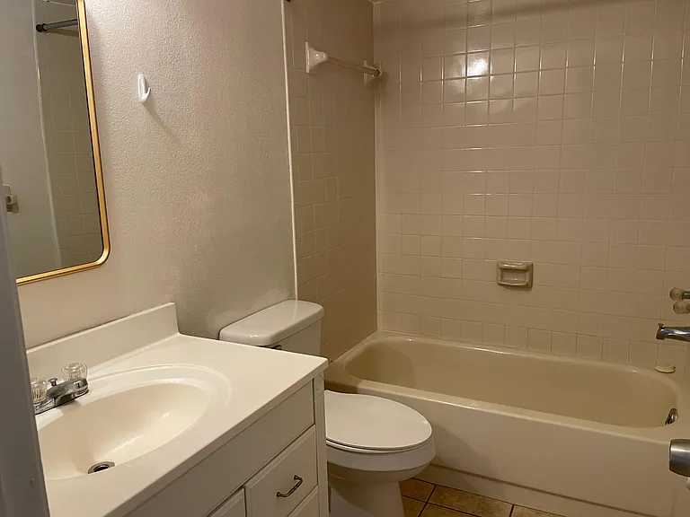 3952 Elvira Ct #VILLA — Photo 16