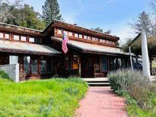 12846 Whiskey Slide Rd, Mokelumne Hill, CA 95245