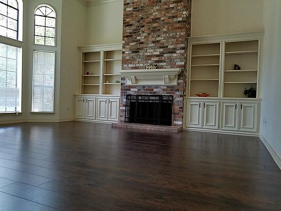 2nd image of 11731 Wickhollow Ln