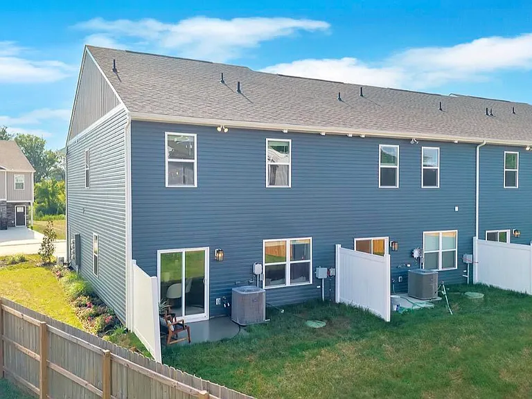 243 Business Park Ln — Photo 18
