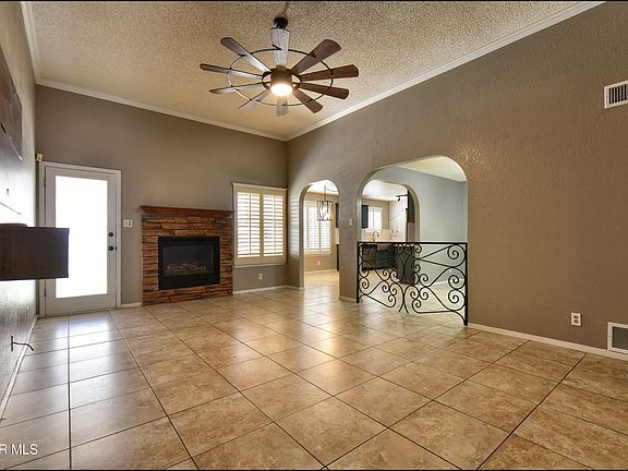 3rd image of 1424 Rainbow Ridge Dr