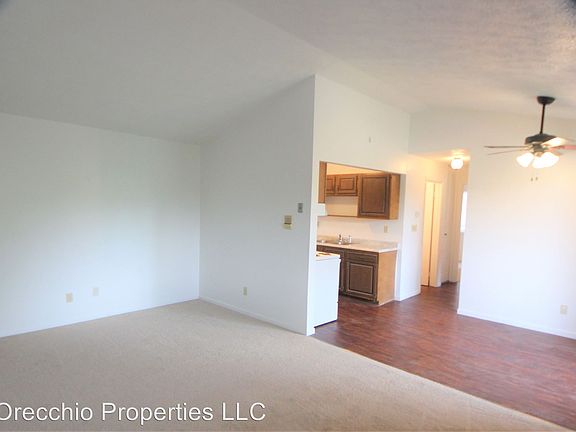 4th image of 4409 Country Club Dr APT 45