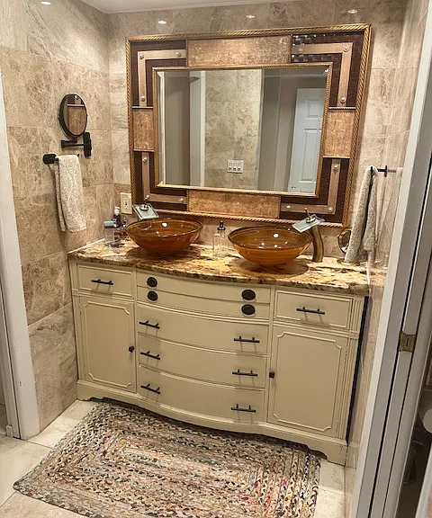 Primary En-Suite Bath