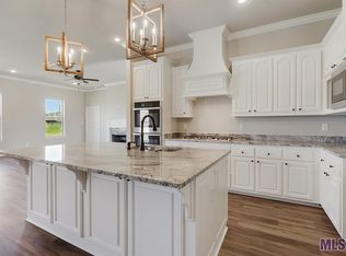 6408 Sugar Harvest Ct, Addis, LA 70710