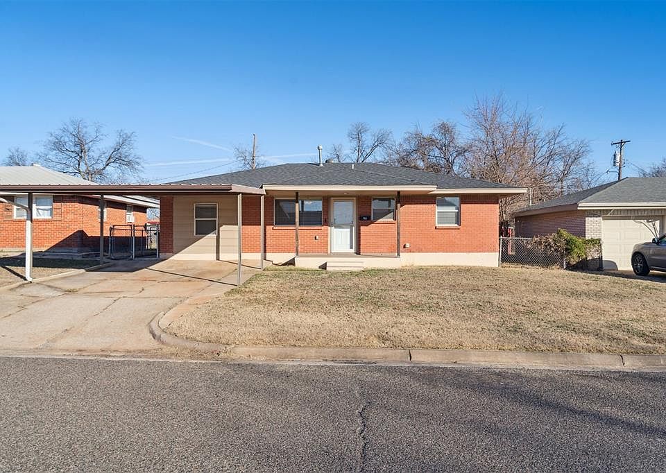 1st image of 753 SW 4th Pl