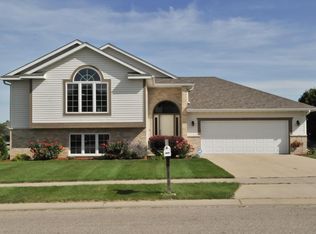 3625 Dorset St NW, Rochester, MN 55901