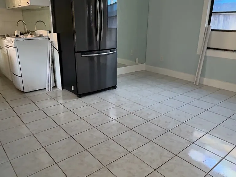 501 S Ocean Blvd #5 — Photo 9