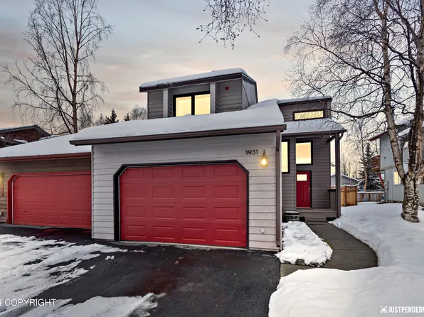 1931 Commodore Dr, Anchorage, AK 99507