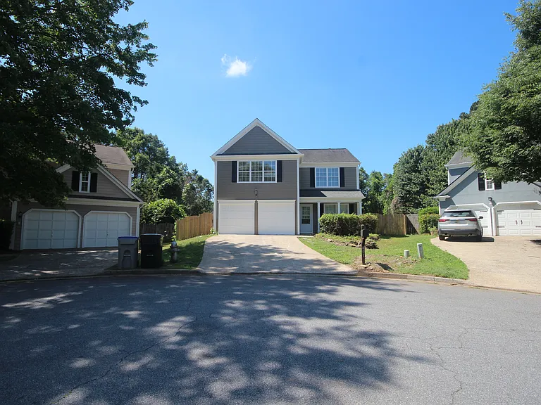401 Bottesford Dr NW — Photo 37