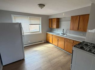 18429 S Torrence Ave #1, Lansing, IL 60438