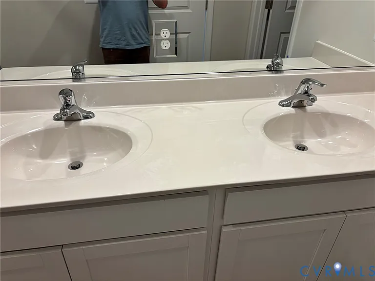 8741 Pioneer Hill Dr — Photo 16