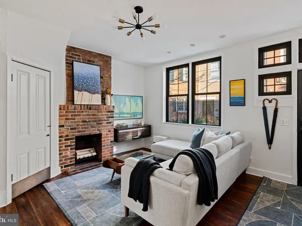 2118 Naudain St, Philadelphia, PA 19146