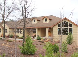 359 Alpine Dr, Mount Shasta, CA 96067
