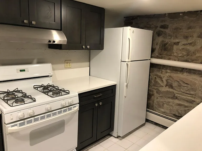2335 Stout St #3 — Photo 8
