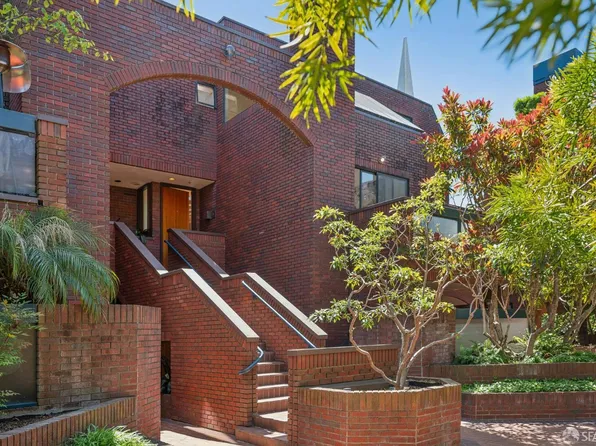 170 Pacific Ave APT 19, San Francisco, CA 94111