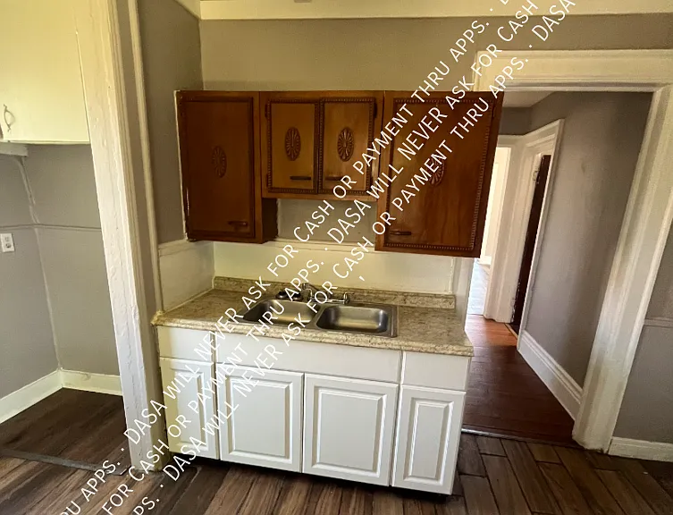 122 Spaulding St #UPPER — Photo 10