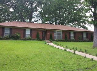71 Woodgate Dr, Brandon, MS 39042