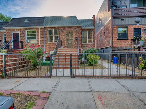 556 Schenectady Avenue image 1 of 2