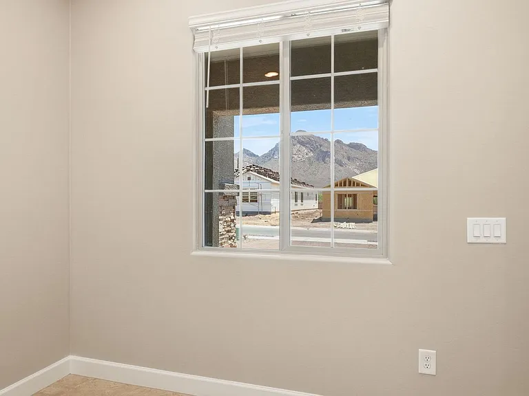 293 E Jasper Ct — Photo 23