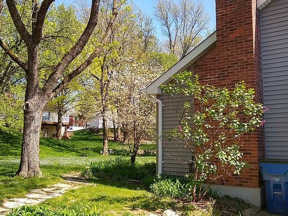 4th image of 748 Crab Thicket Ln