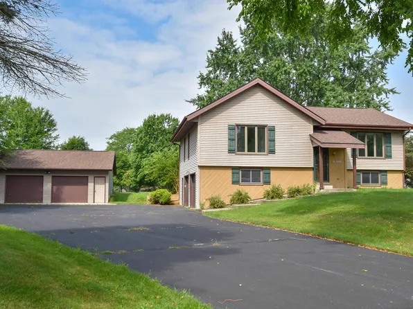 N57W35647 Misty TERRACE, Oconomowoc, WI 53066