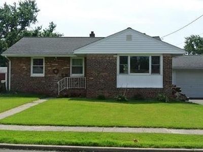 5 Stevens Rd, Edison, NJ, 08817