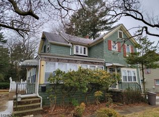 15 Lindsley Rd, Little Falls, NJ 07424
