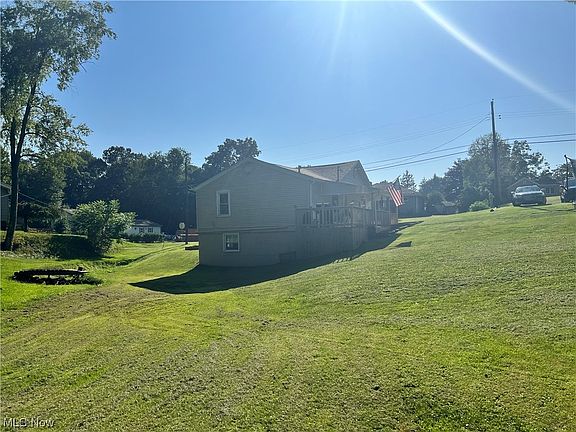 5th image of 16090 Martha St
